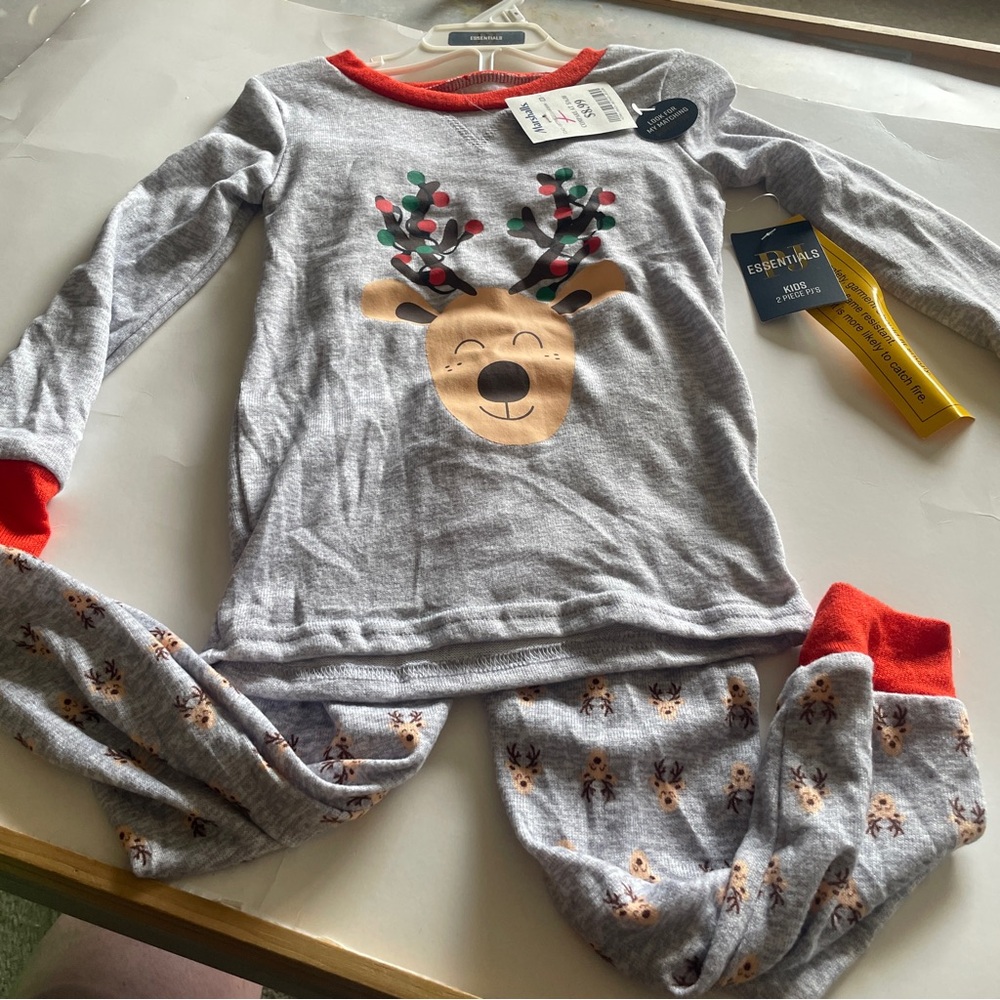 Essentials NWT  Gray Kids Pajama Set with Red Trim